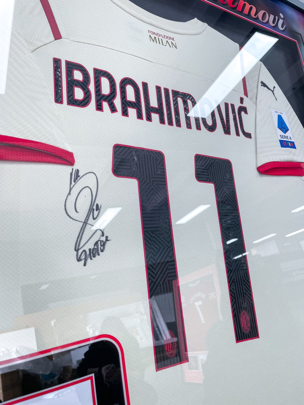 Ibrahimović AC Milan Autographed Jersey Framed