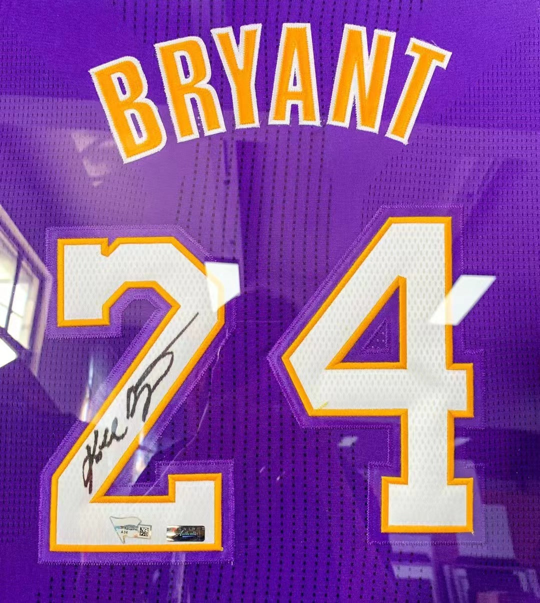Kobe Bryant Los Angeles Lakers Signed Jersey Framing