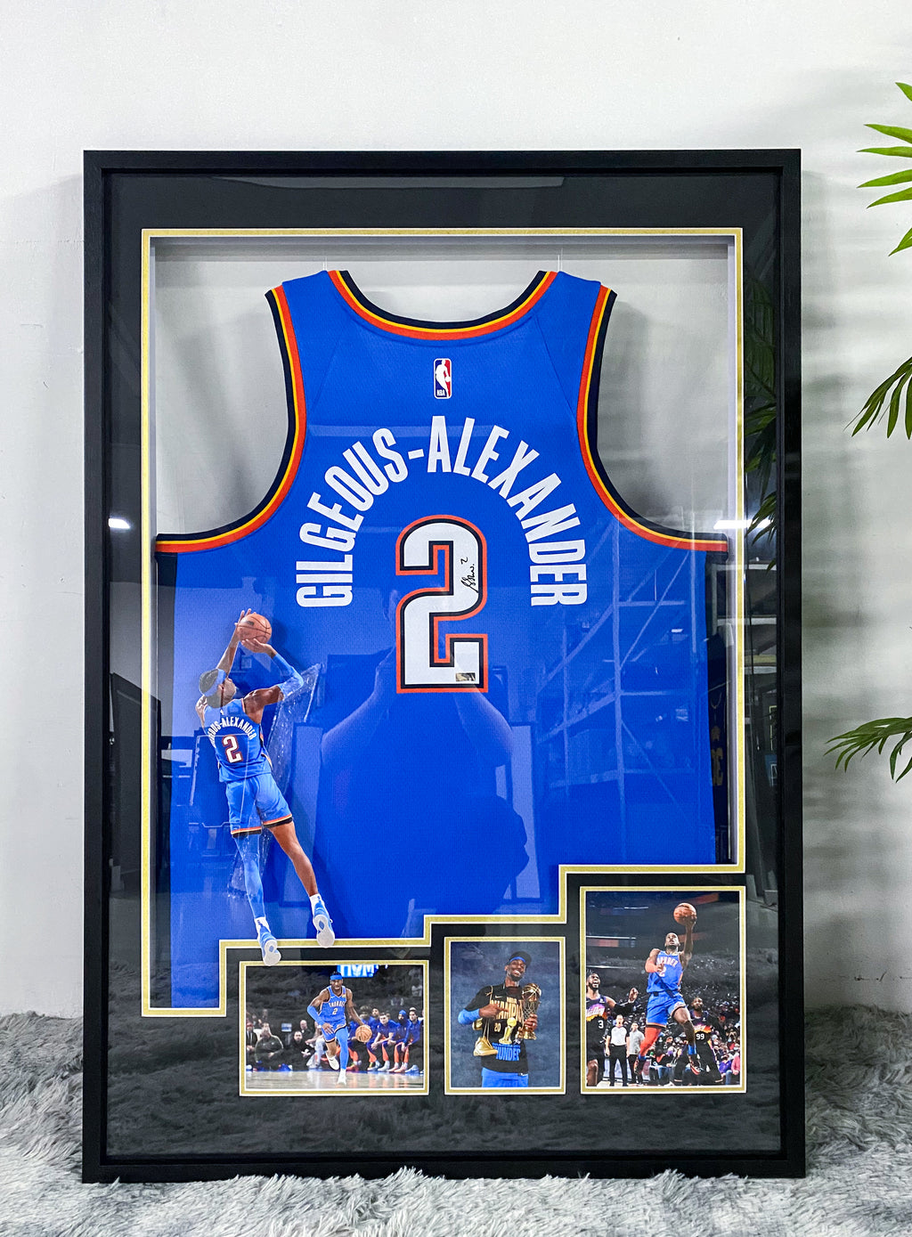 Shai Gilgeous-Alexander Oklahoma City Thunder Signed Jersey Framed