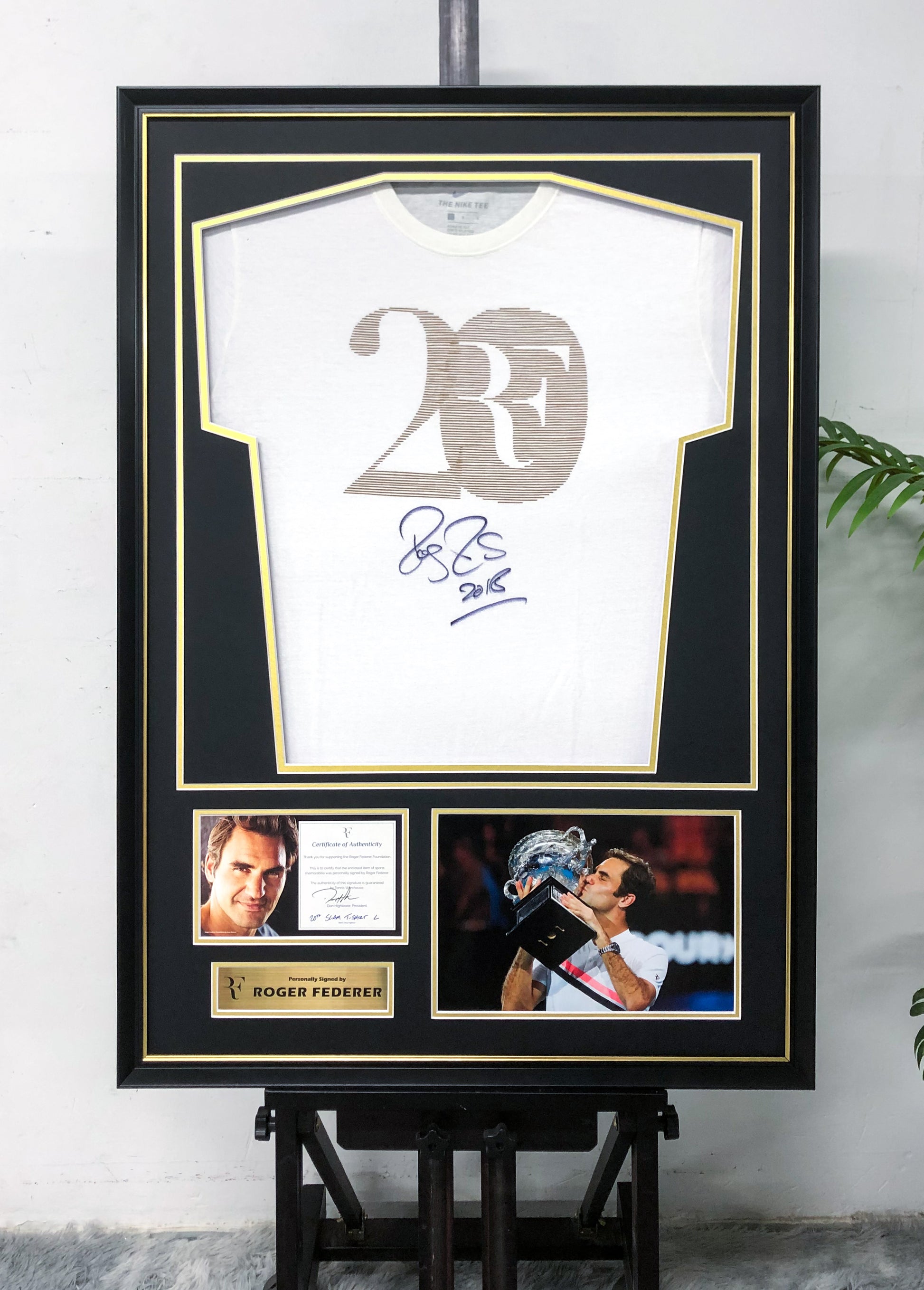 Roger Federer Custom T-Shirt Framing