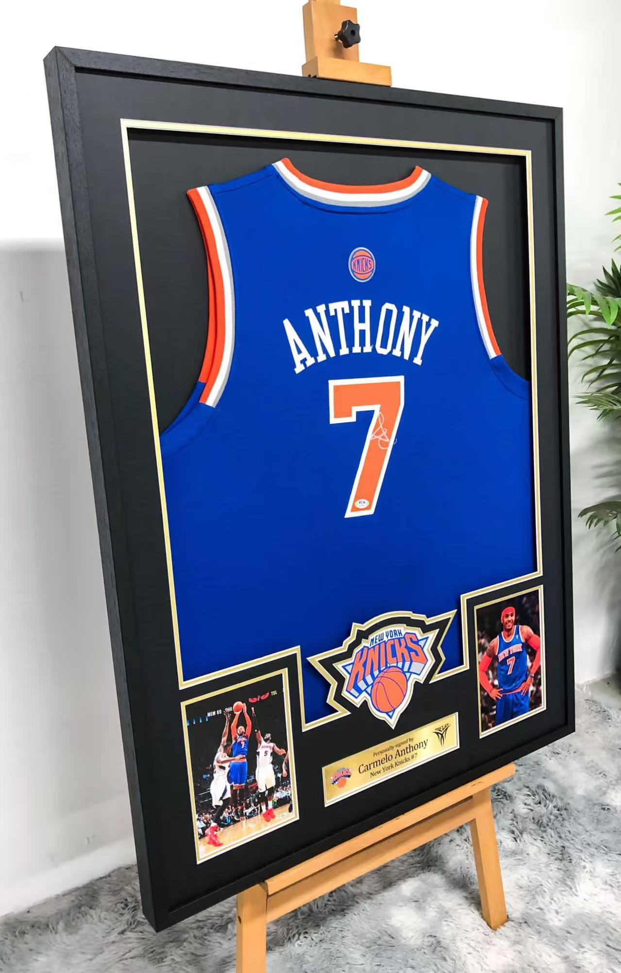 New York Knicks Carmelo Anthony Autographed Jersey with Personalized Custom Design Framed 00001