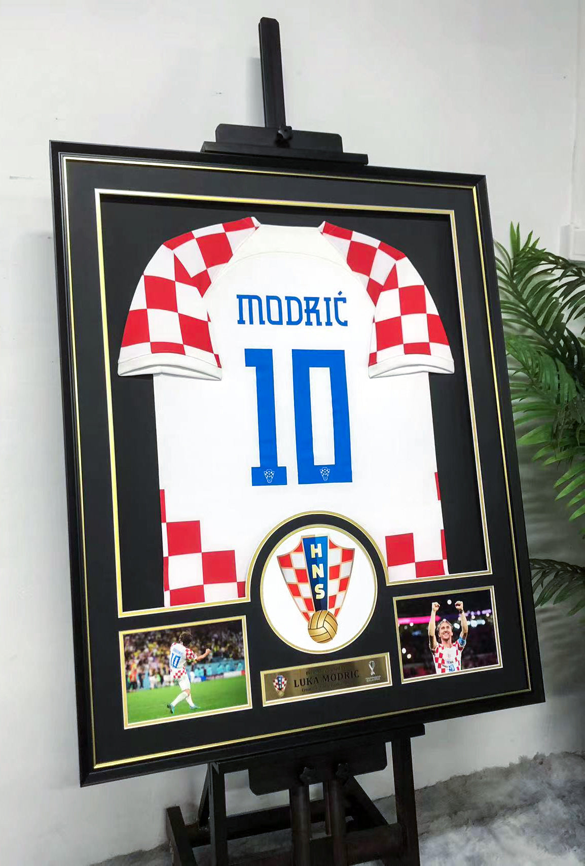 Luka Modrić Jersey Framing