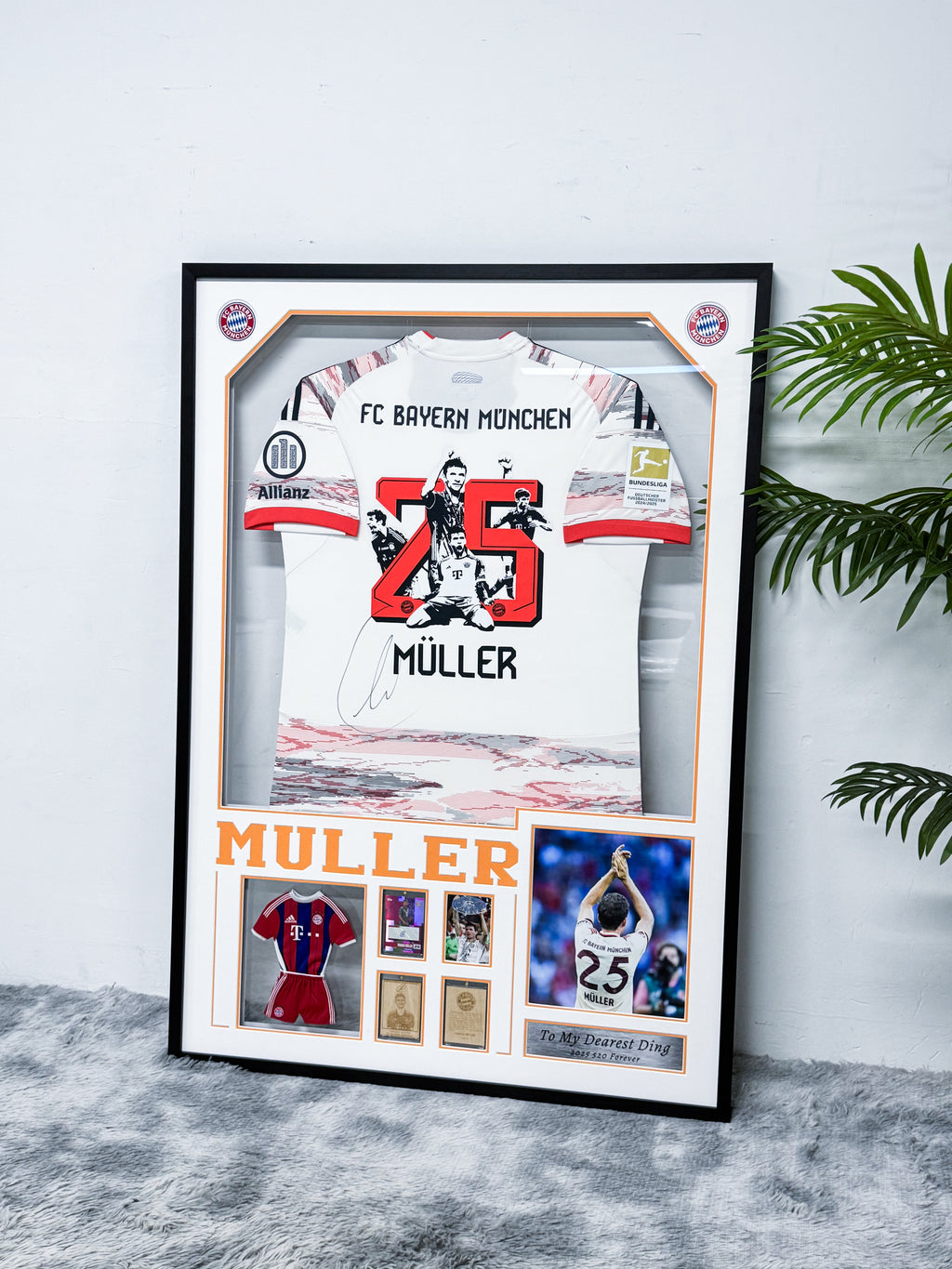 Thomas Müller FC Bayern Munich Jersey – Autographed Custom Framing