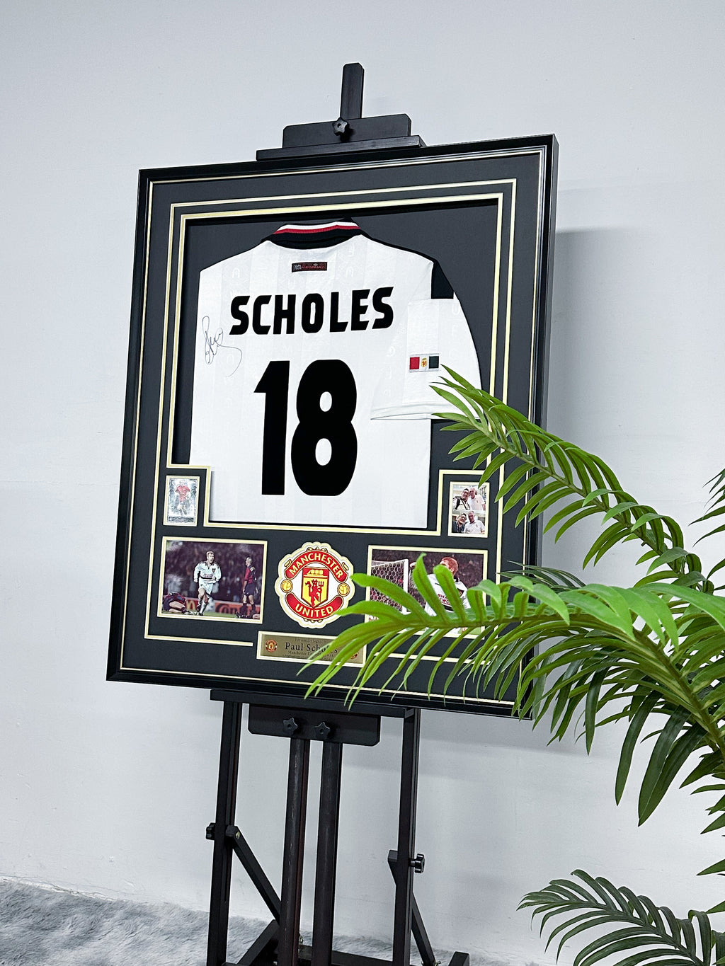 Paul Scholes Manchester United Custom Framed Autographed Jersey