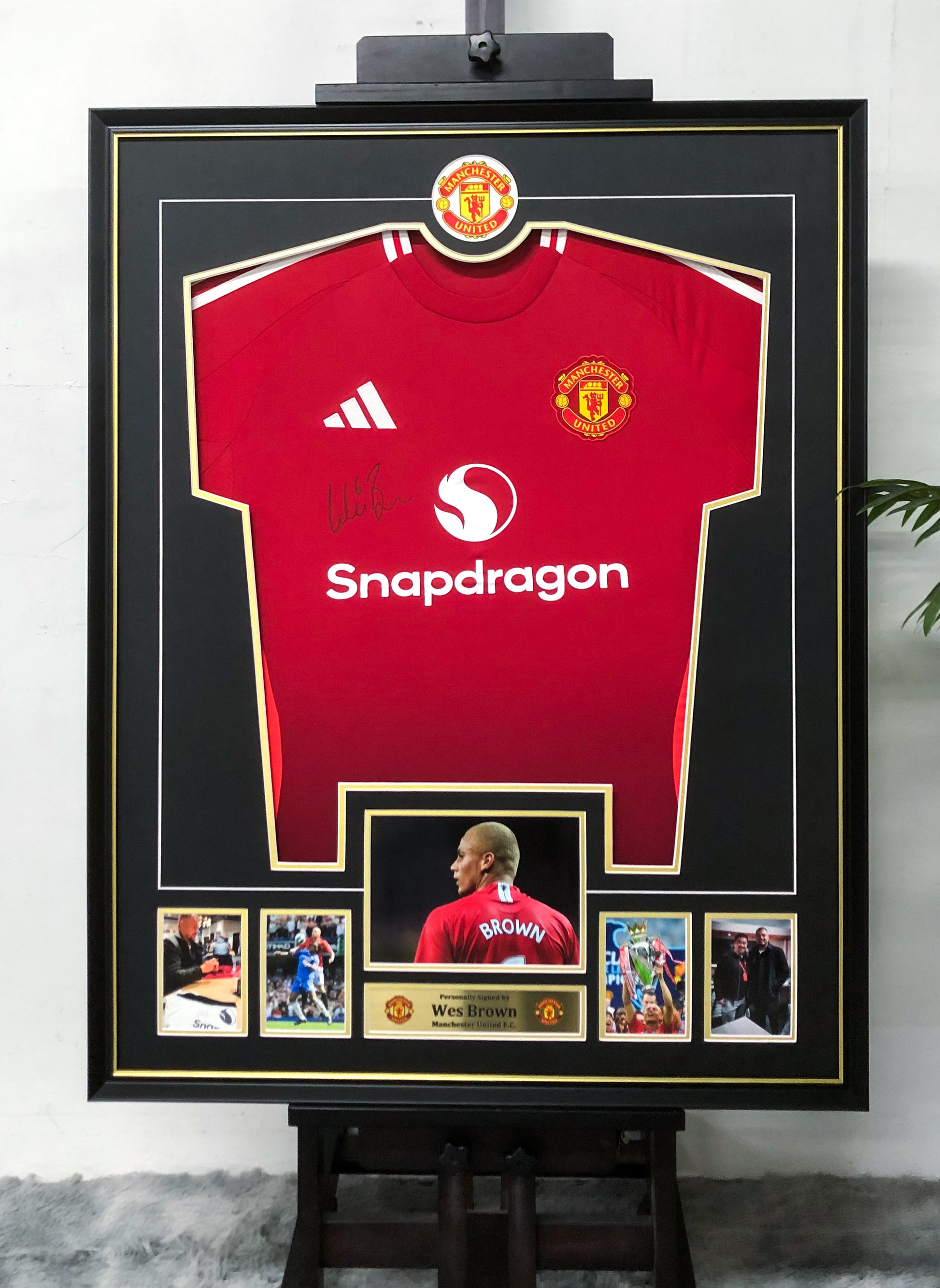 Wes Brown Manchester United Autographed Jersey Custom Framing