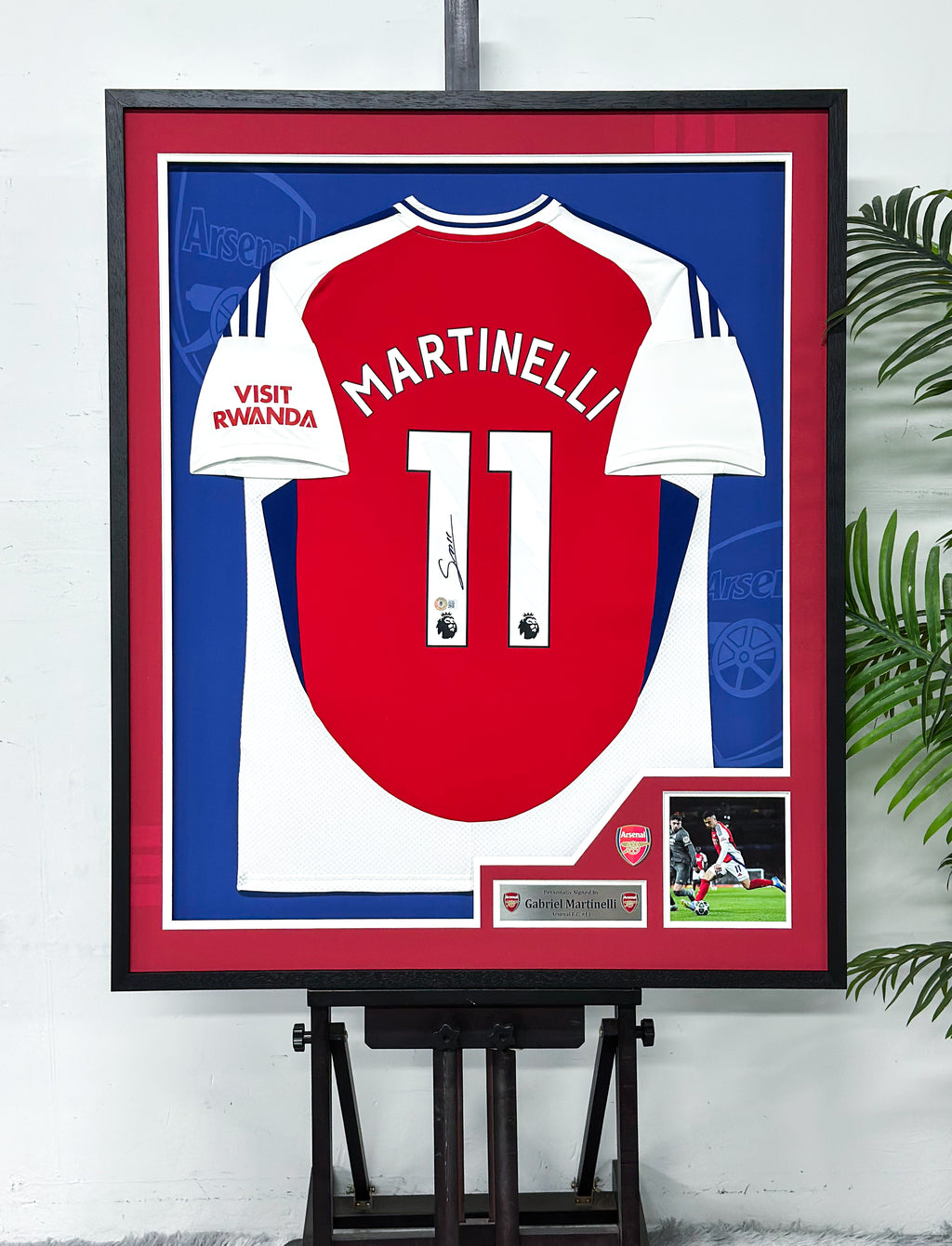Gabriel Martinelli Arsenal FC Framed Signed Jersey