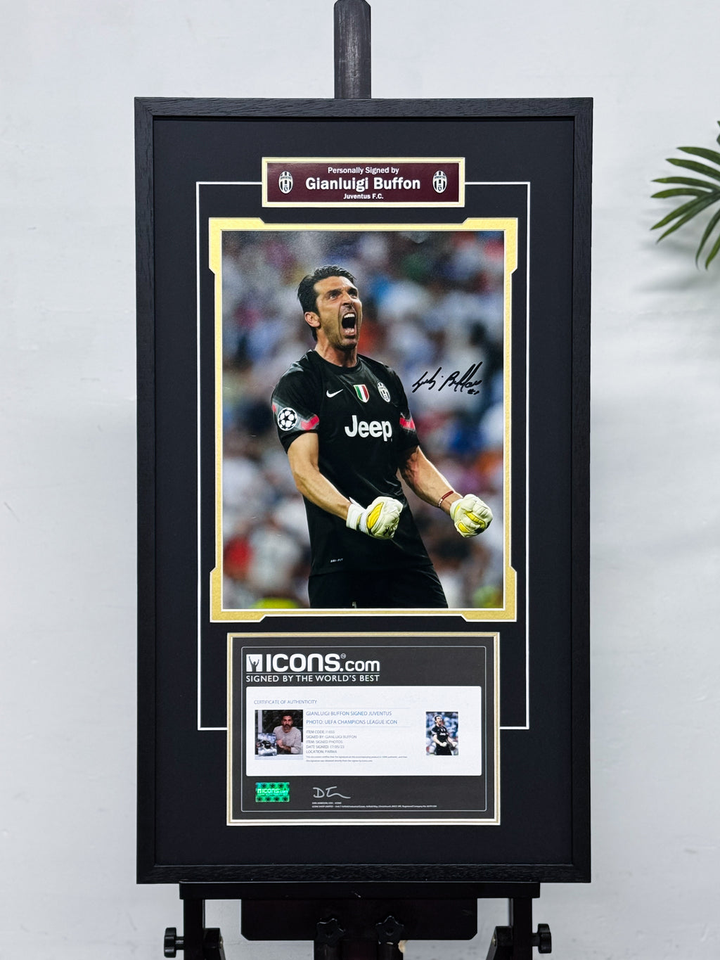 Gianluigi Buffon Juventus Signed Photo Custom Framed Display