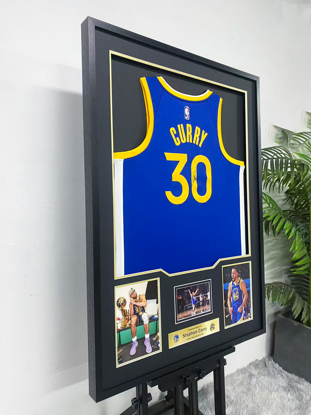 Stephen Curry Golden State Warriors 30 Signed Away Jersey Display Frame