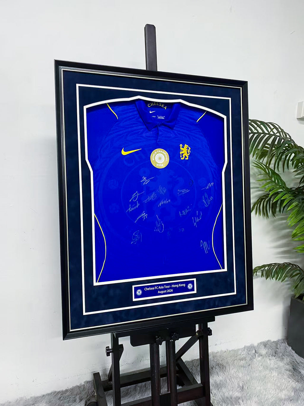 Chelsea FC Asia Tour‑Hong Kong Team‑Signed Jersey Framing