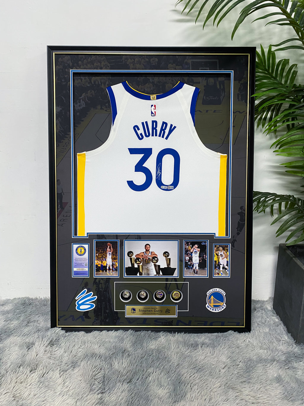 Stephen Curry Golden State Warriors #30 Framed Jersey