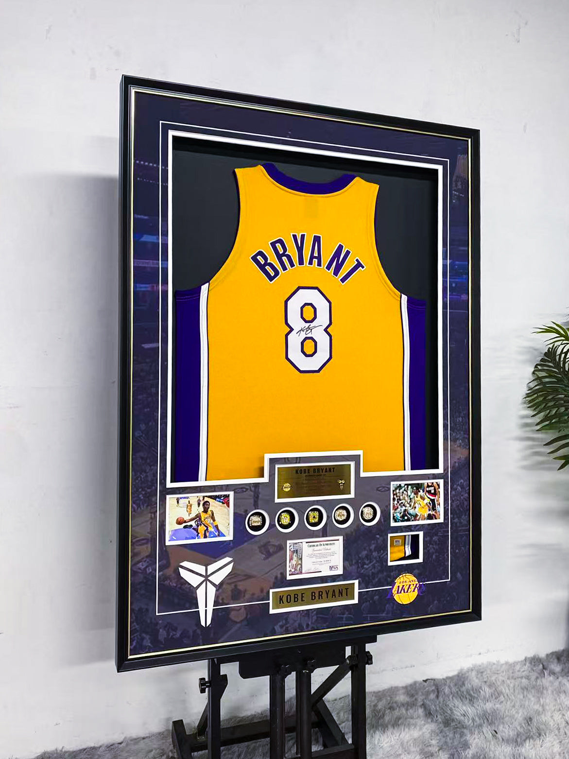 Kobe Bryant Los Angeles Lakers Signed Jersey Framed