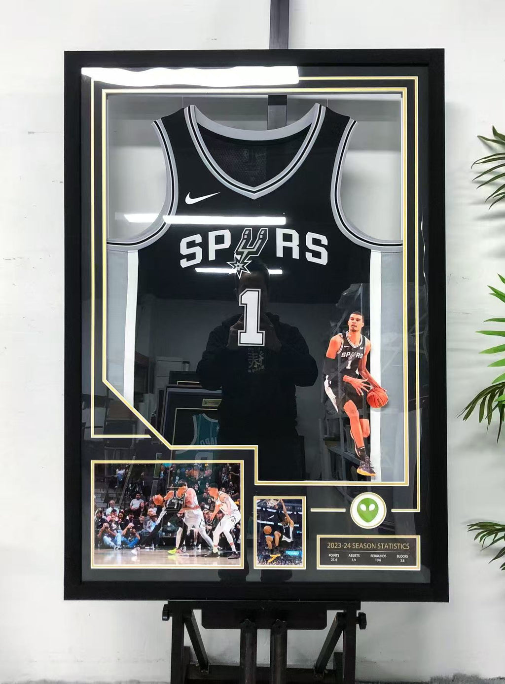 Victor Wembanyama San Antonio Spurs Framed Signed Jersey
