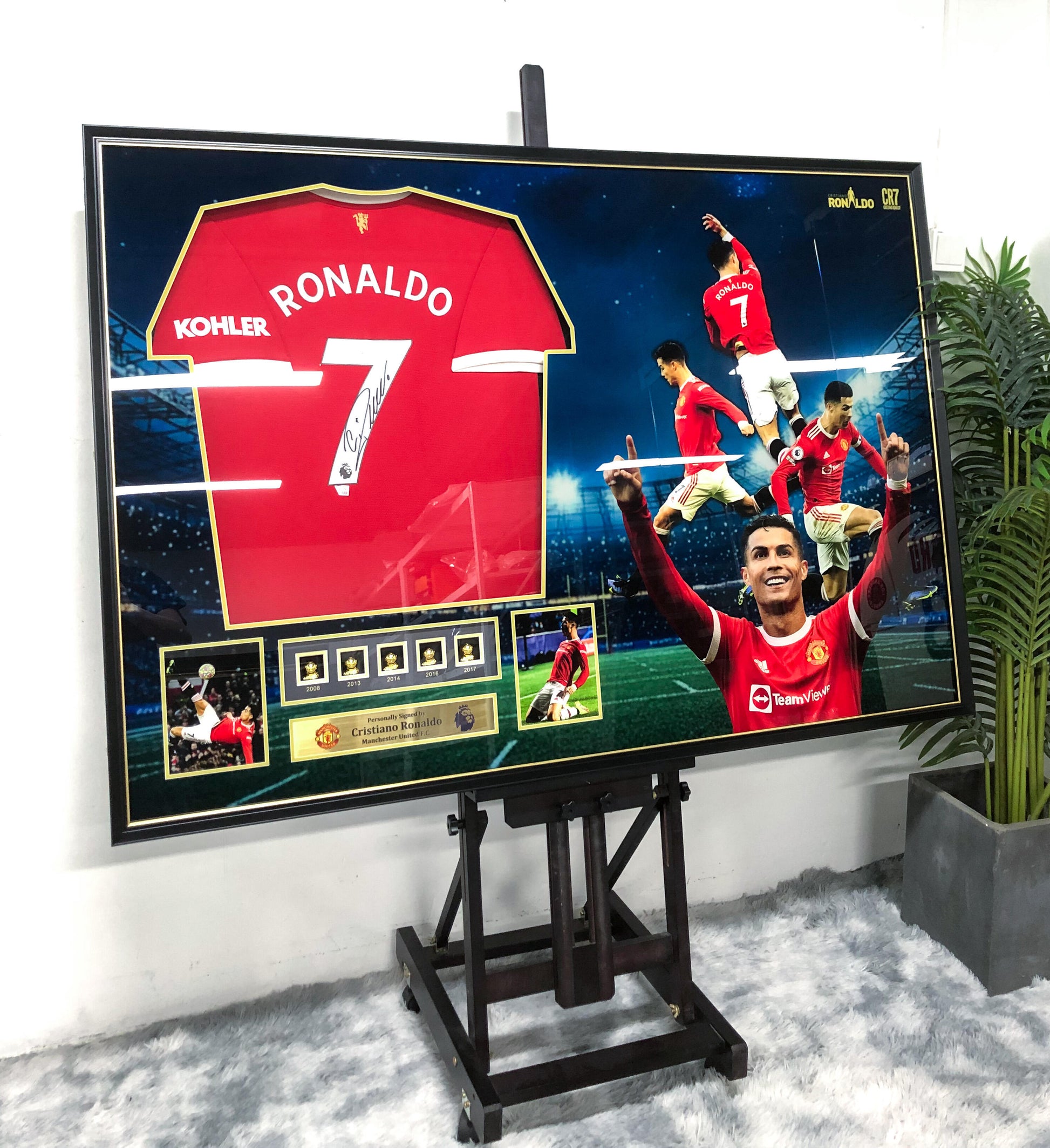 Cristiano Ronaldo Manchester United Autographed Custom Framed Jersey