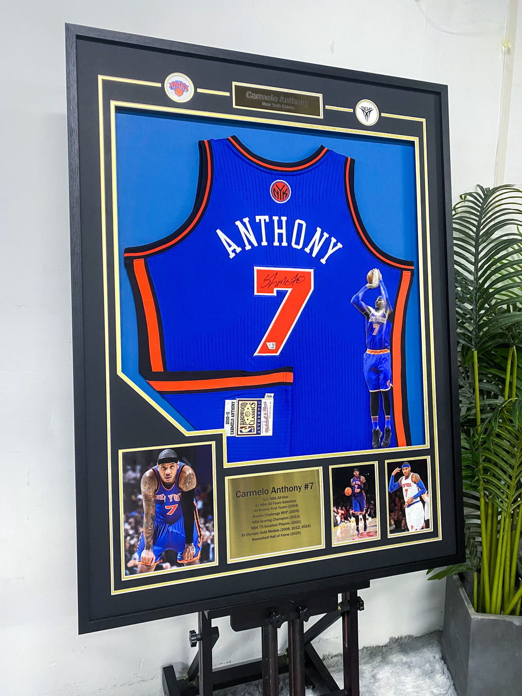 Carmelo Anthony New York Knicks Jersey Framing | Bespoke Autograph Memorabilia Display