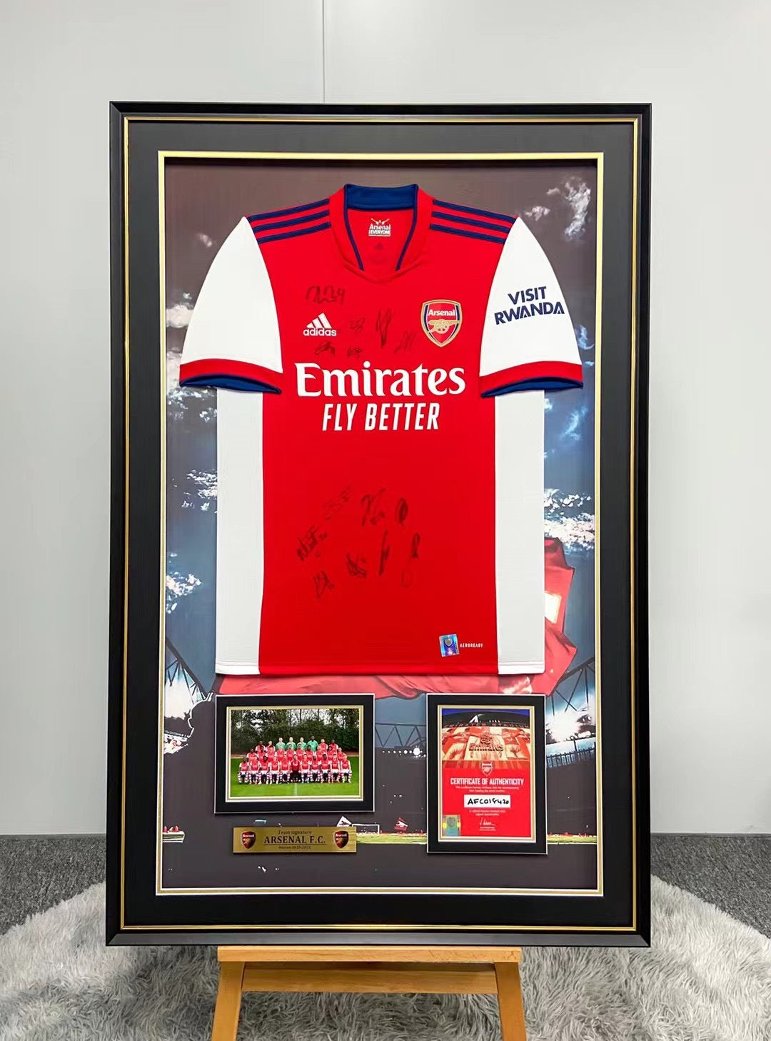 Arsenal Football Club Team Signed Framed Jersey