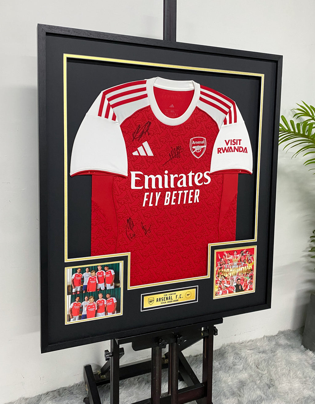 Arsenal 2025-26 Season Multi-Player Team Signed Red Home Jersey Framed Display