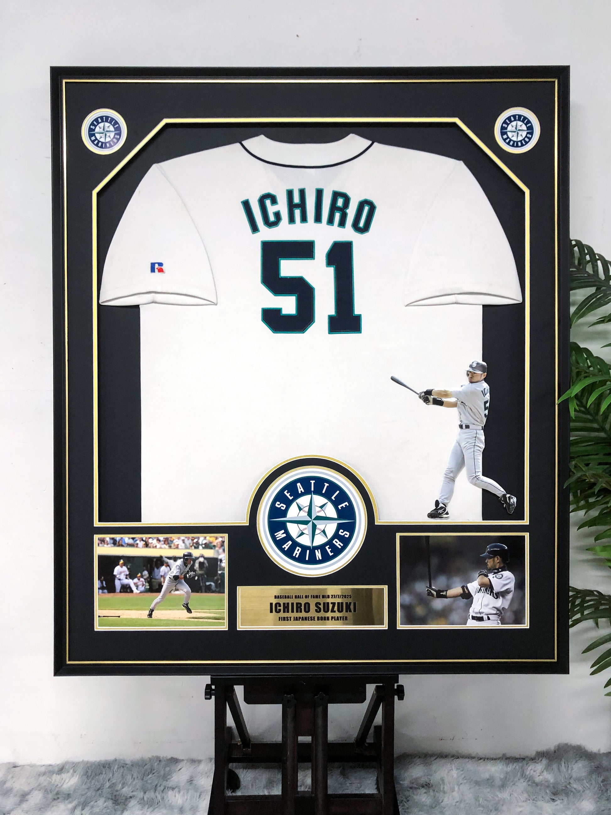 Ichiro Seattle Mariners Autographed Jersey Framed