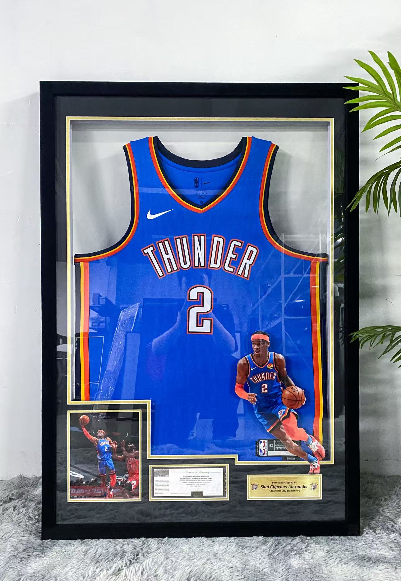 Shai Gilgeous-Alexander Oklahoma City Thunder Signed Jersey Framed