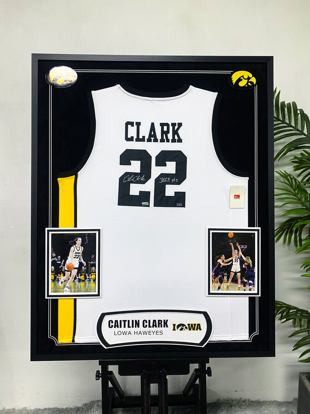 Caitlin Clark Iowa Hawkeyes Signed Jersey Framing